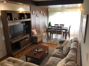 PUNTA CARRETAS Cómodo Apartamento Frente al Mar Playa Pocitos